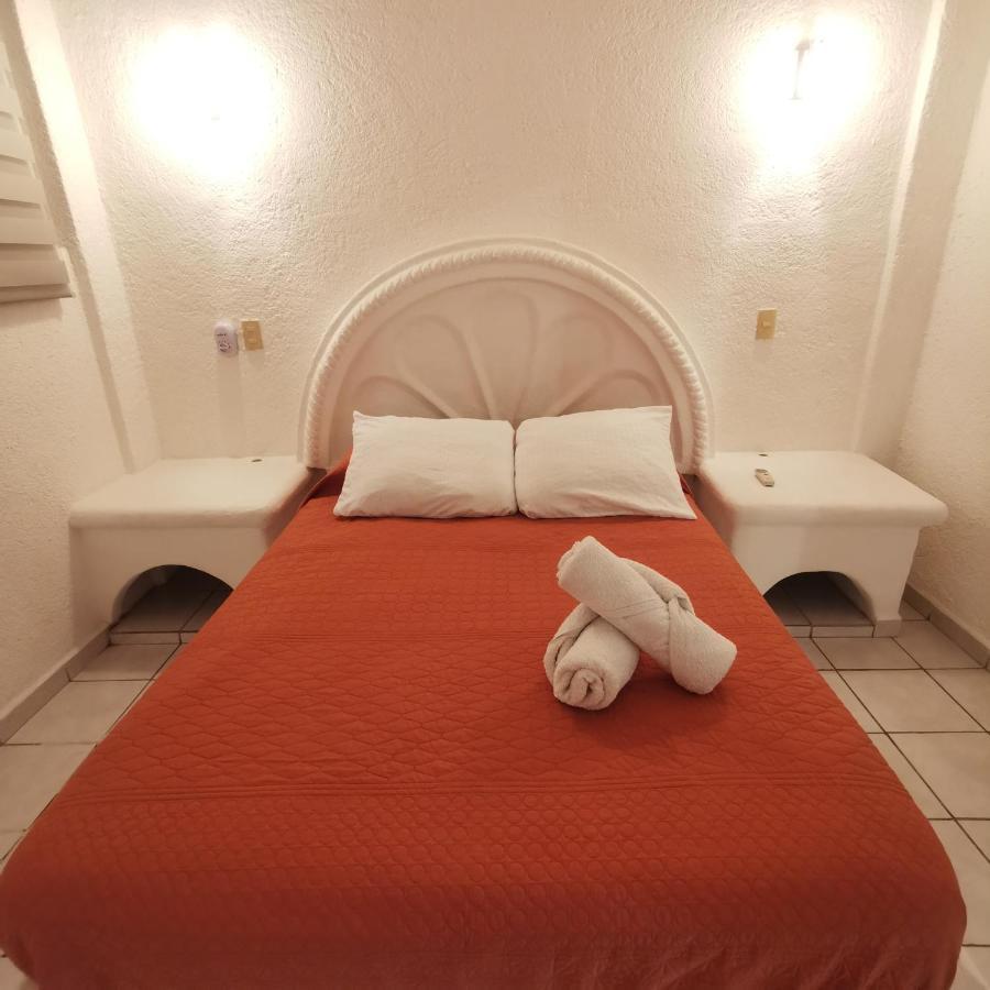 2 Bedroom Apartment With A/C Wi-Fi Best Location! Zihuatanejo Extérieur photo