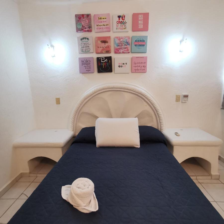 2 Bedroom Apartment With A/C Wi-Fi Best Location! Zihuatanejo Extérieur photo